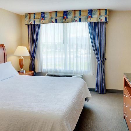 Hilton Garden Inn Toronto/Burlington Dış mekan fotoğraf