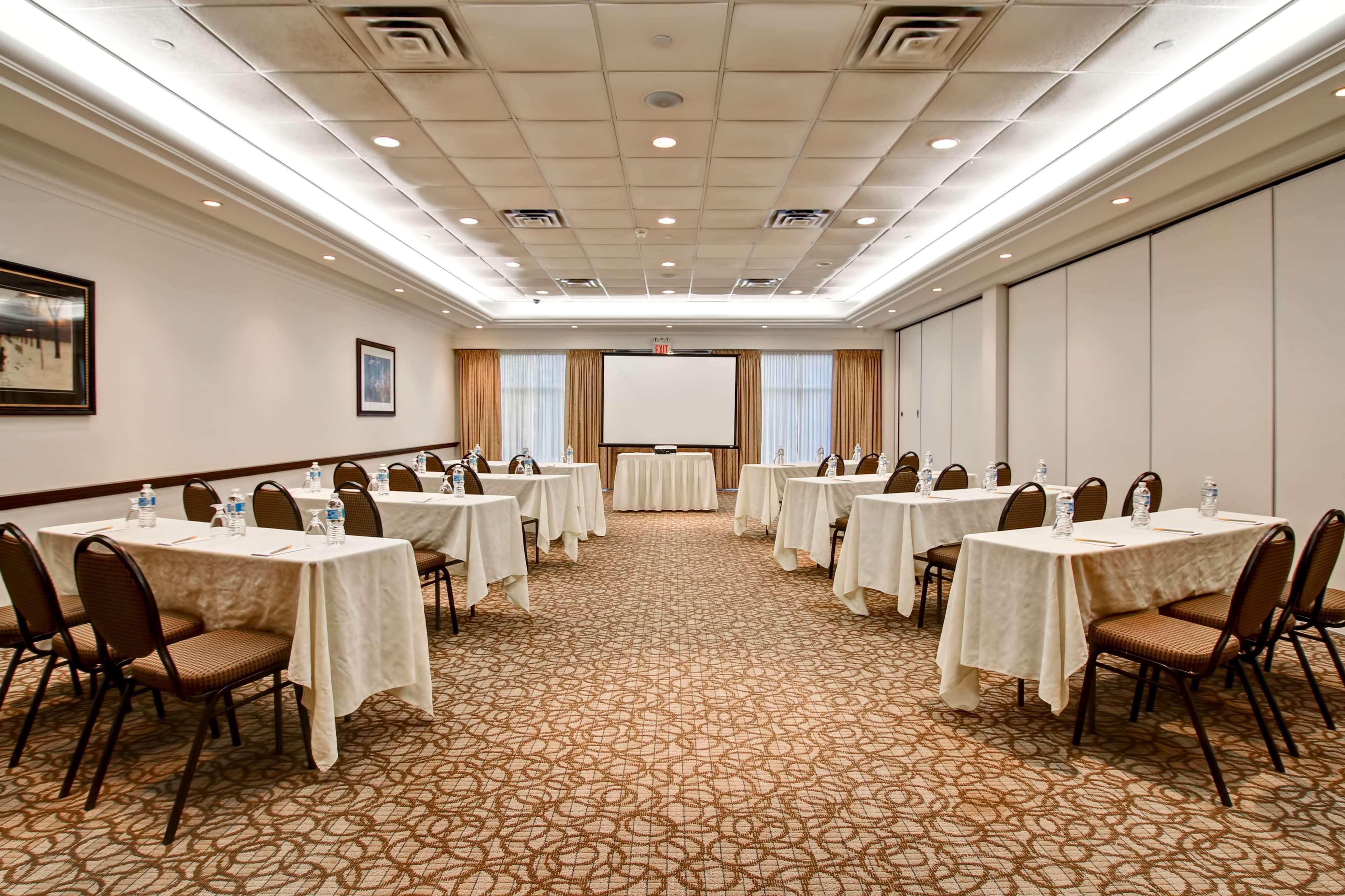 Hilton Garden Inn Toronto/Burlington Dış mekan fotoğraf