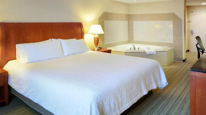 Hilton Garden Inn Toronto/Burlington Dış mekan fotoğraf